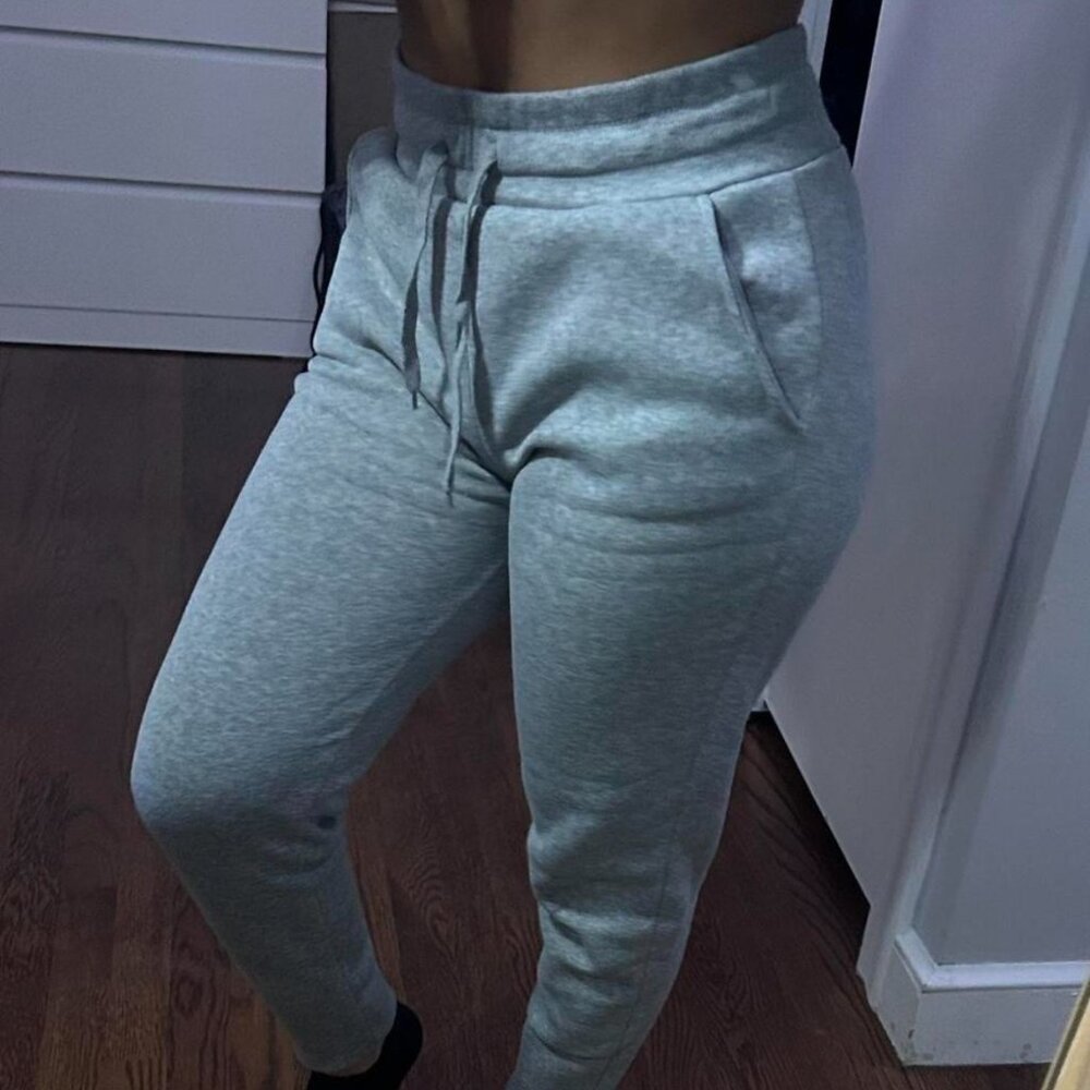 Grey high-waisted sweatpants
